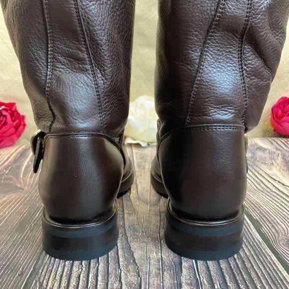Frye Dark Brown Leather Veronica Short Boots sz7 but best for sz 6 1/2 - Picture 4 of 8